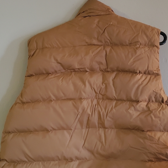 Down Vest, Small, Gap - Picture 5 of 5